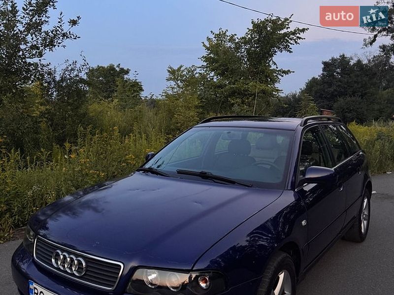 Универсал Audi A4 1998 в Львове