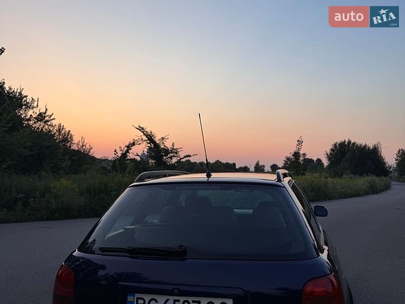 Универсал Audi A4 1998 в Львове