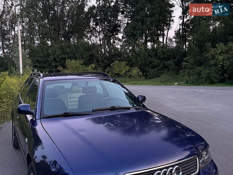 Универсал Audi A4 1998 в Львове