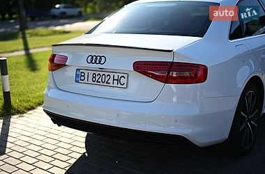 Седан Audi A4 2015 в Миргороді
