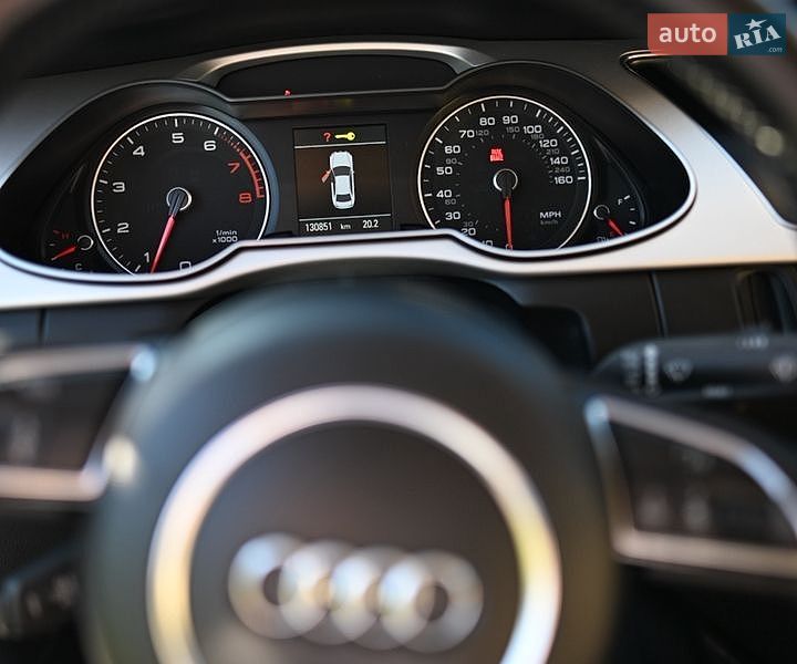 Седан Audi A4 2015 в Миргороді