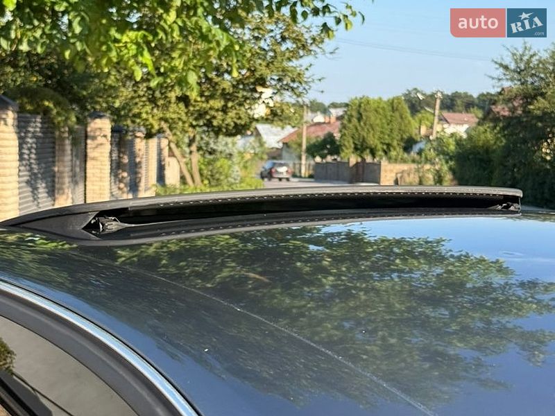 Седан Audi A4 2014 в Львові