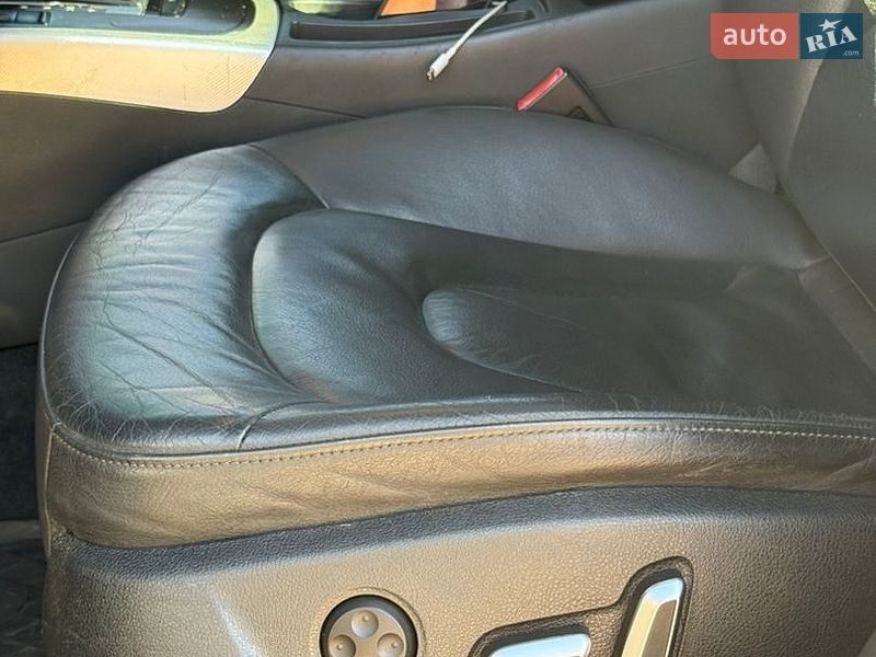 Седан Audi A4 2014 в Львові