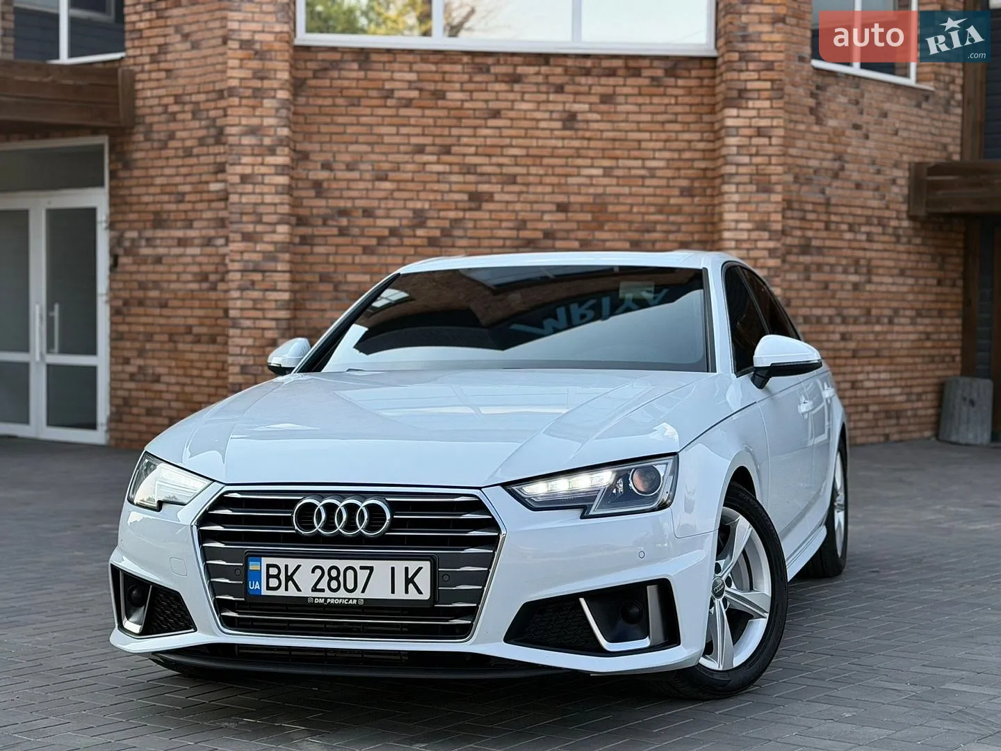 2018 Audi A4 - фото 1