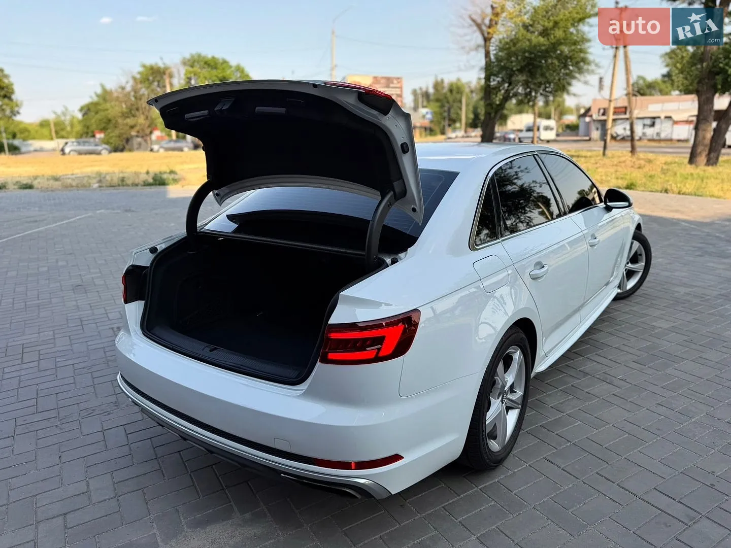2018 Audi A4 - мініатюра 6