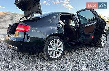 Седан Audi A4 2014 в Києві
