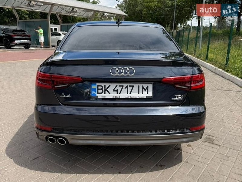 Седан Audi A4 2017 в Києві