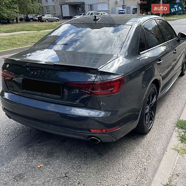 Седан Audi A4 2018 в Києві