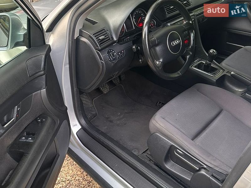 Седан Audi A4 2003 в Збаражі