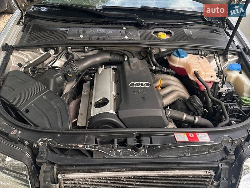 Седан Audi A4 2003 в Збаражі