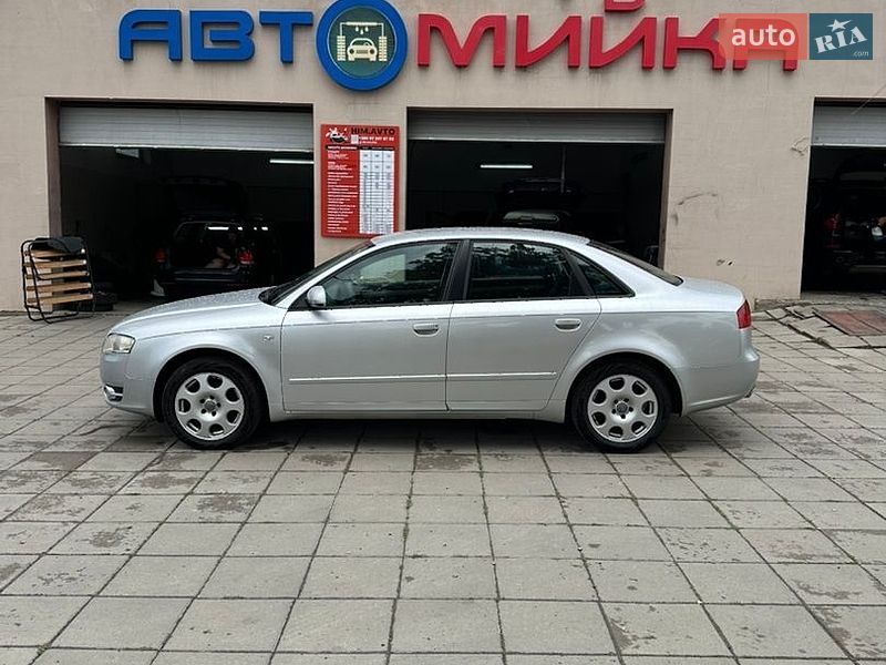 Седан Audi A4 2006 в Луцке