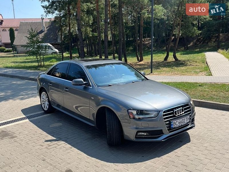Седан Audi A4 2013 в Новояворівську