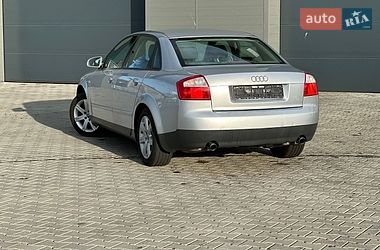 Седан Audi A4 2002 в Сарнах