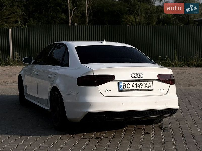 Седан Audi A4 2013 в Львові