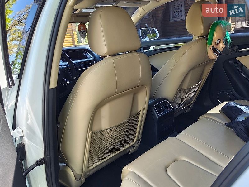 Седан Audi A4 2013 в Києві