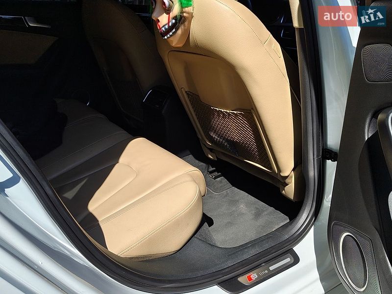 Седан Audi A4 2013 в Києві