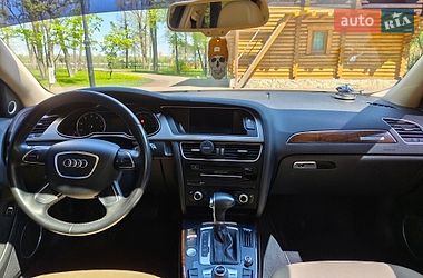 Седан Audi A4 2013 в Києві