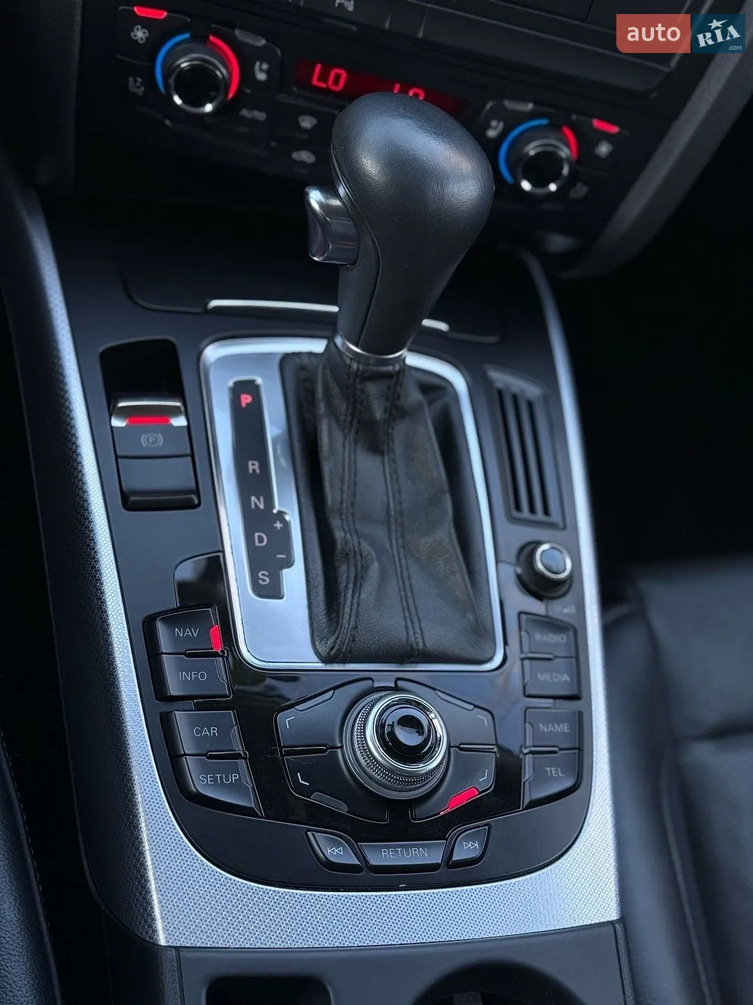 2011 Audi A4 - мініатюра 32