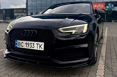 Седан Audi A4 2017 в Львові