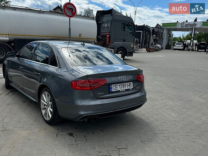 Седан Audi A4 2015 в Чернівцях