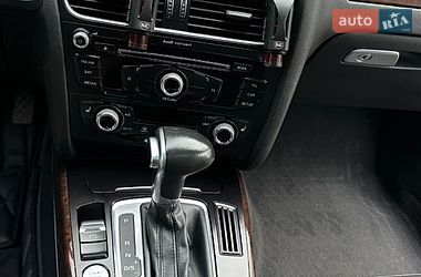 Седан Audi A4 2015 в Чернівцях