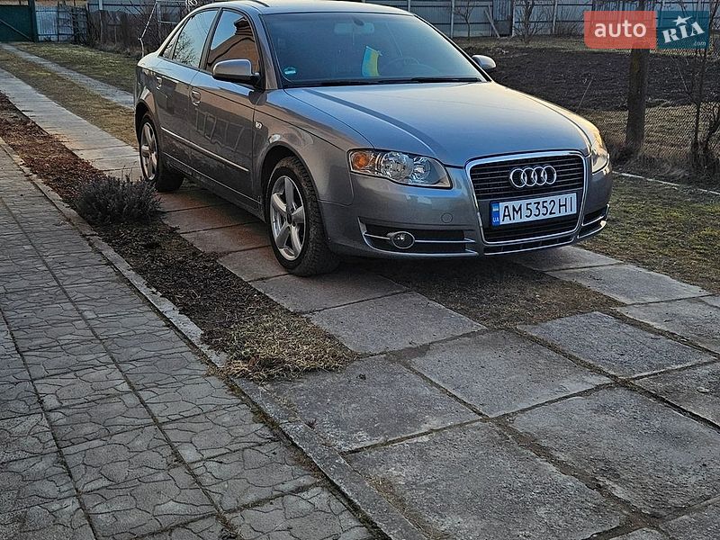 Седан Audi A4 2005 в Барановке