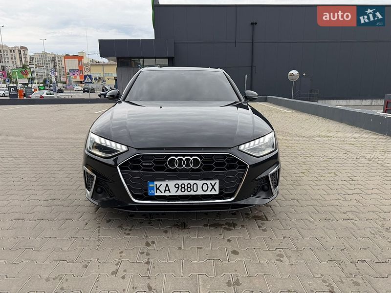 Седан Audi A4 2022 в Києві