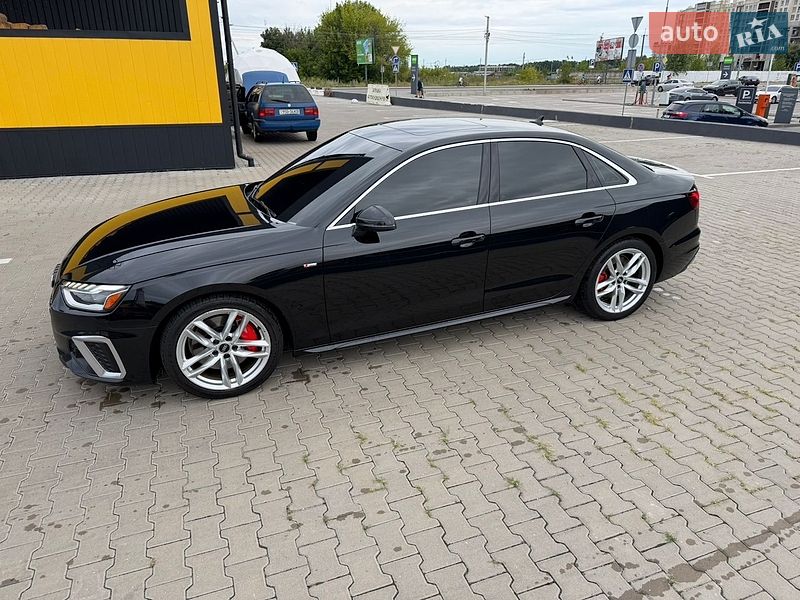 Седан Audi A4 2022 в Києві