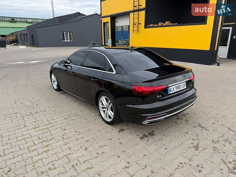 Седан Audi A4 2022 в Києві