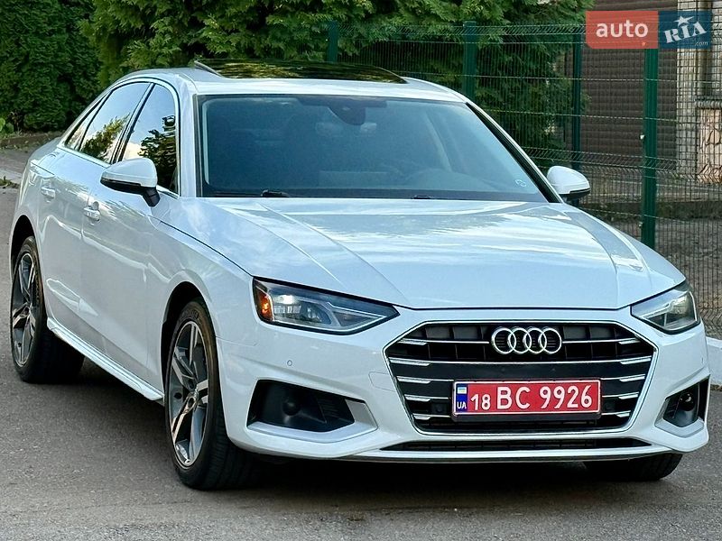 Audi A4, photos from the listing