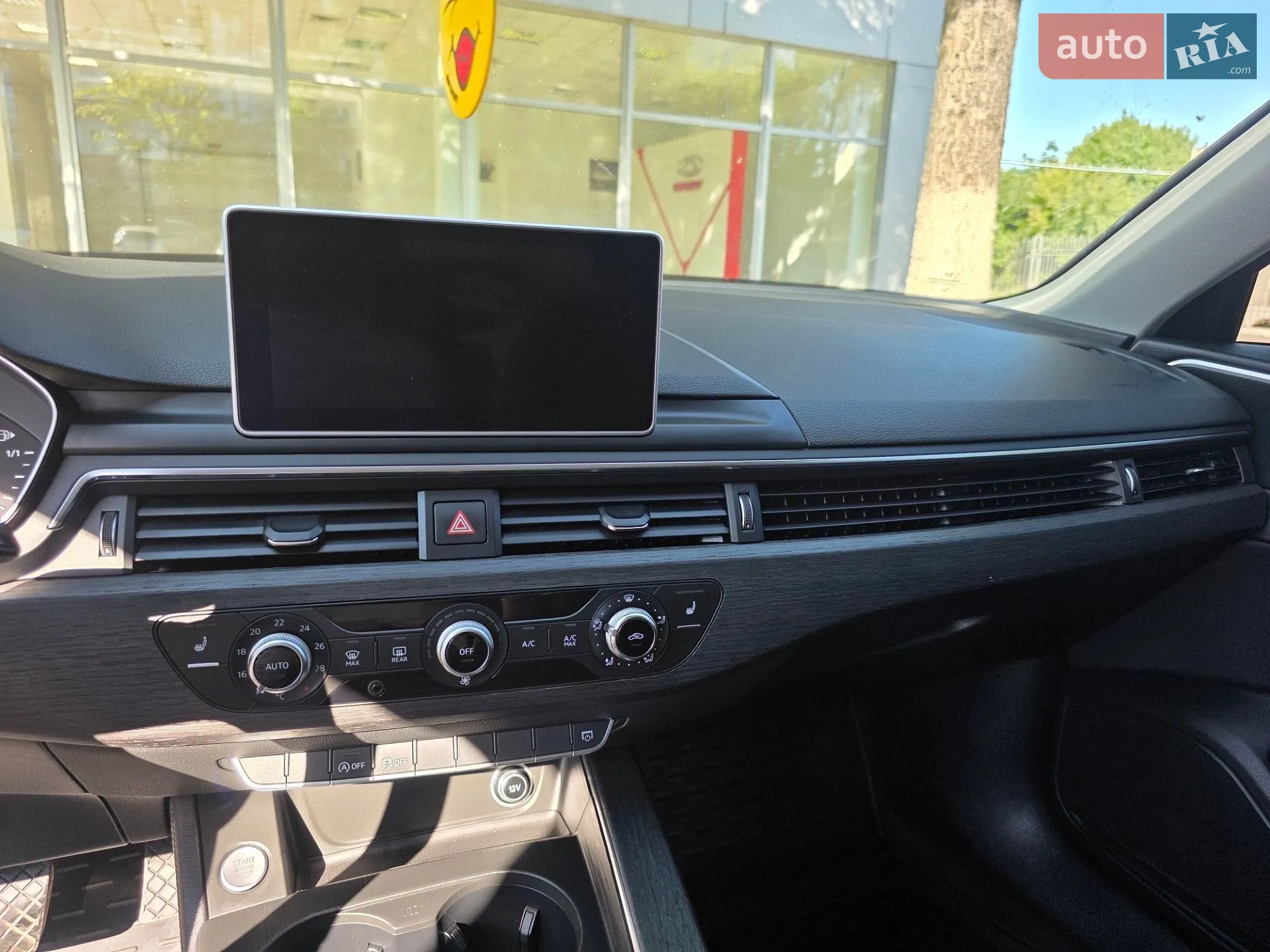 2016 Audi A4 - мініатюра 14