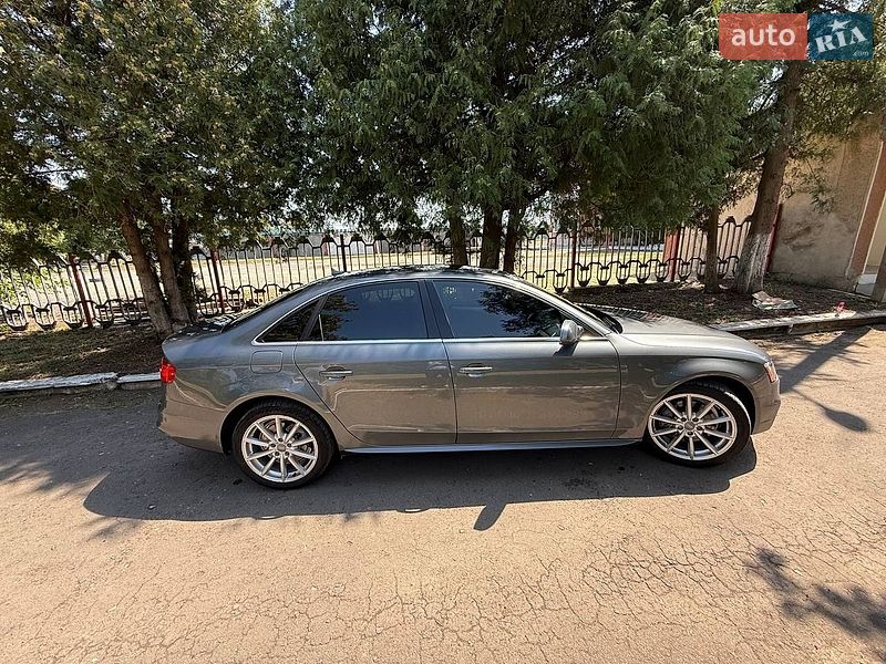 Седан Audi A4 2013 в Бучачі