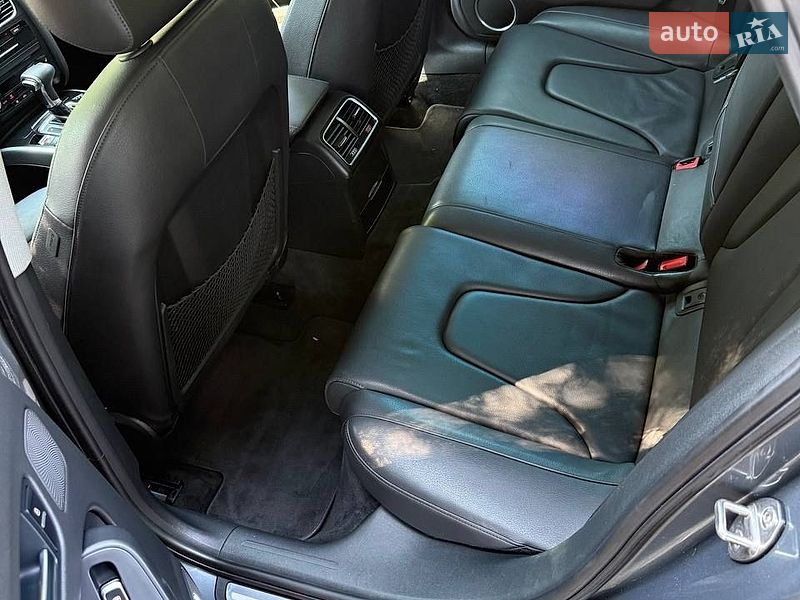 Седан Audi A4 2013 в Бучачі