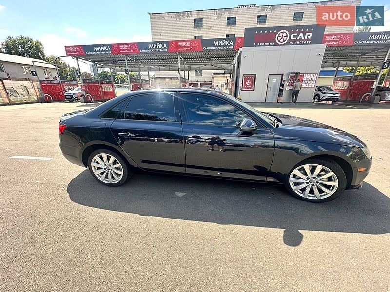 Седан Audi A4 2015 в Києві