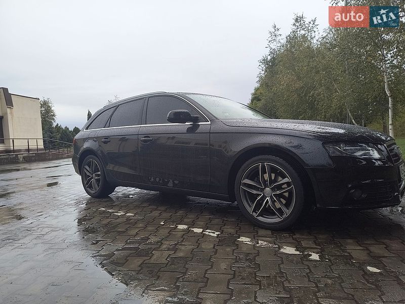 Універсал Audi A4 2009 в Дніпрі