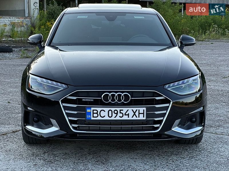 Седан Audi A4 2020 в Новояворівську