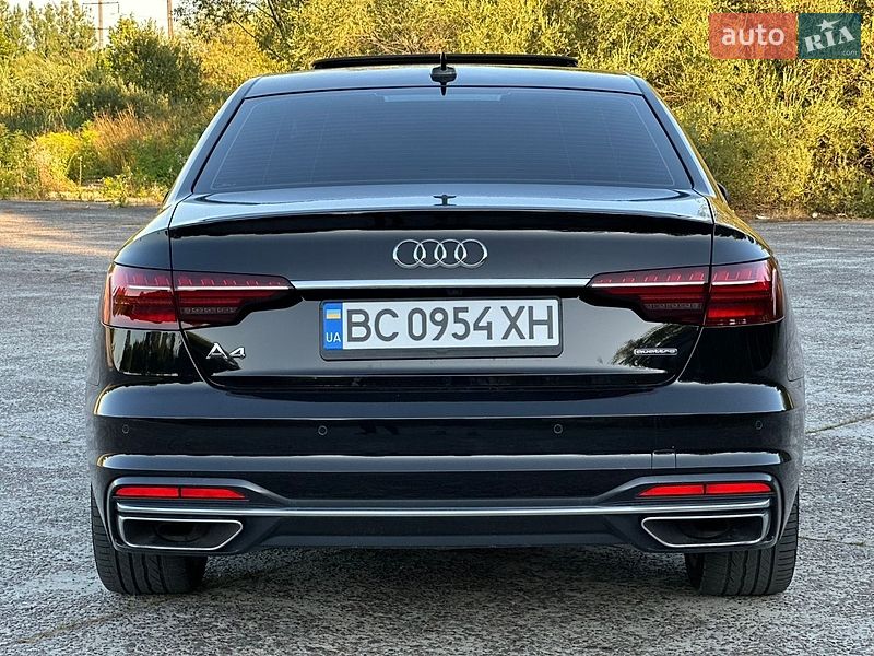 Седан Audi A4 2020 в Новояворівську