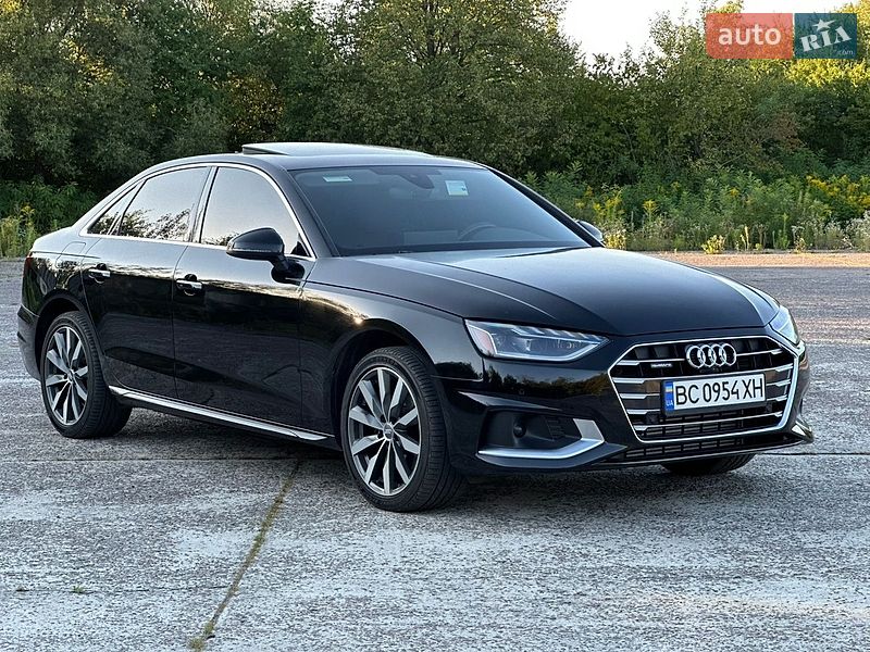 Седан Audi A4 2020 в Новояворівську