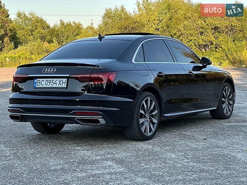 Седан Audi A4 2020 в Новояворівську
