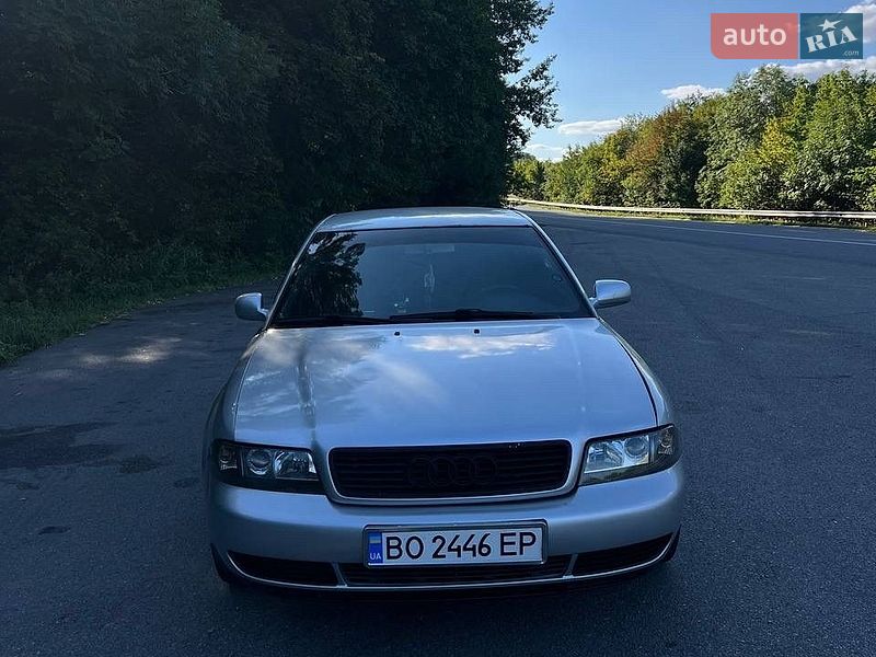 Седан Audi A4 1998 в Заліщиках