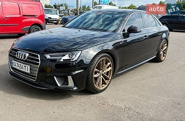 Седан Audi A4 2019 в Киеве