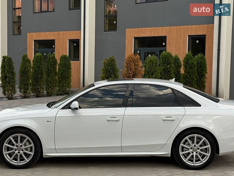 Седан Audi A4 2015 в Луцке