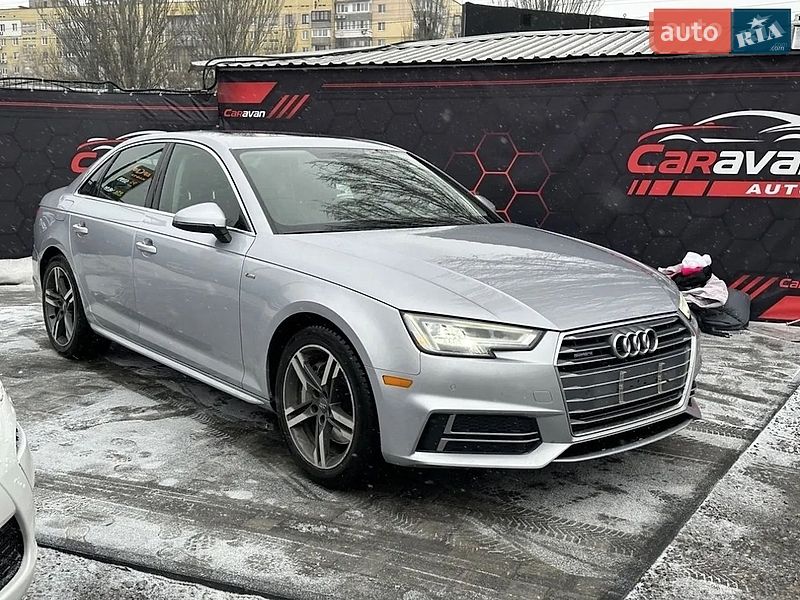 Седан Audi A4 2018 в Днепре