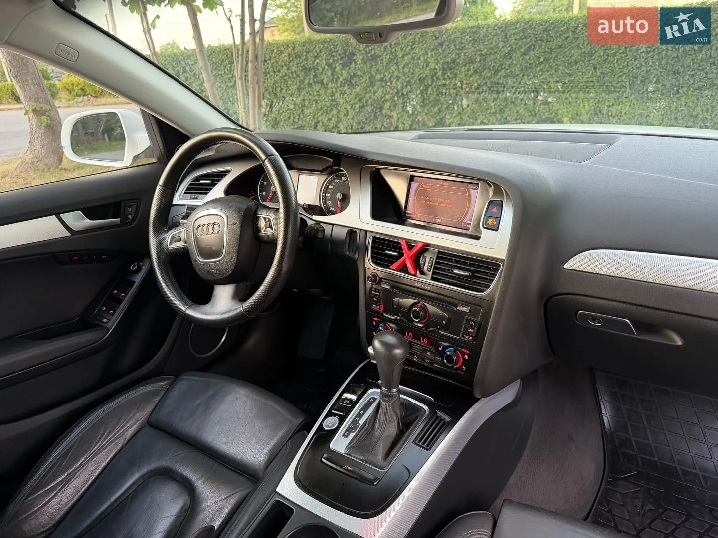 2011 Audi A4 - мініатюра 31