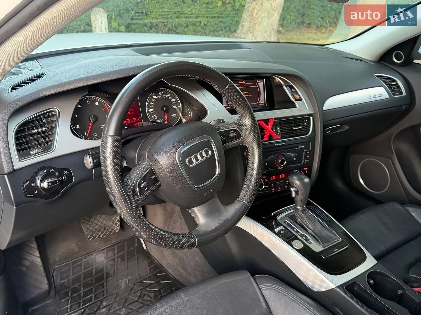 2011 Audi A4 - мініатюра 46