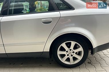 Седан Audi A4 2002 в Черновцах