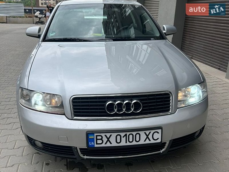 Седан Audi A4 2002 в Черновцах