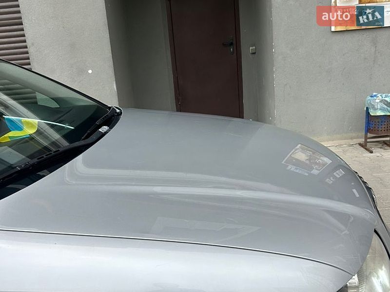 Седан Audi A4 2002 в Черновцах