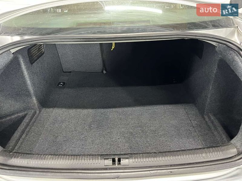 Седан Audi A4 2002 в Черновцах