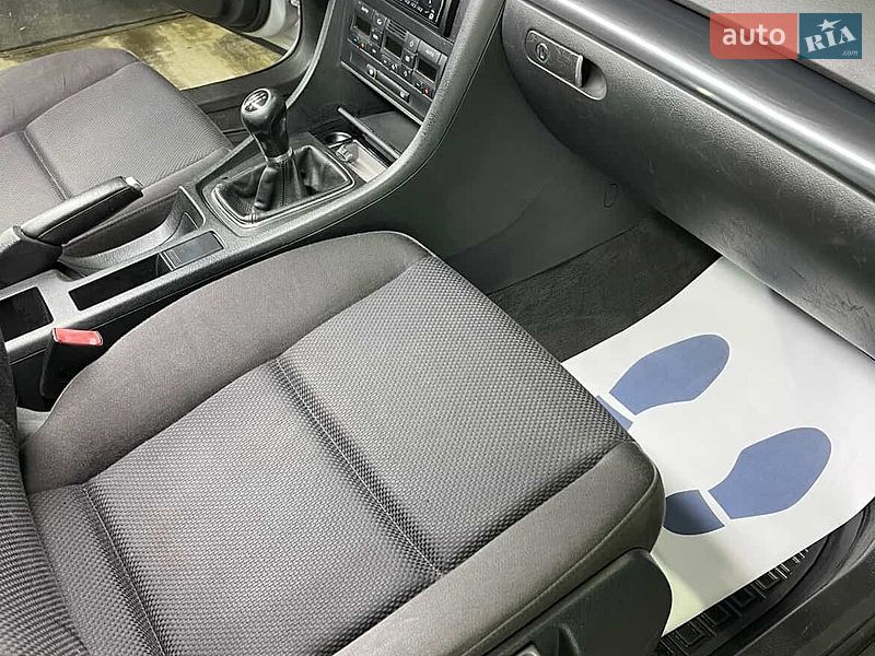 Седан Audi A4 2002 в Черновцах